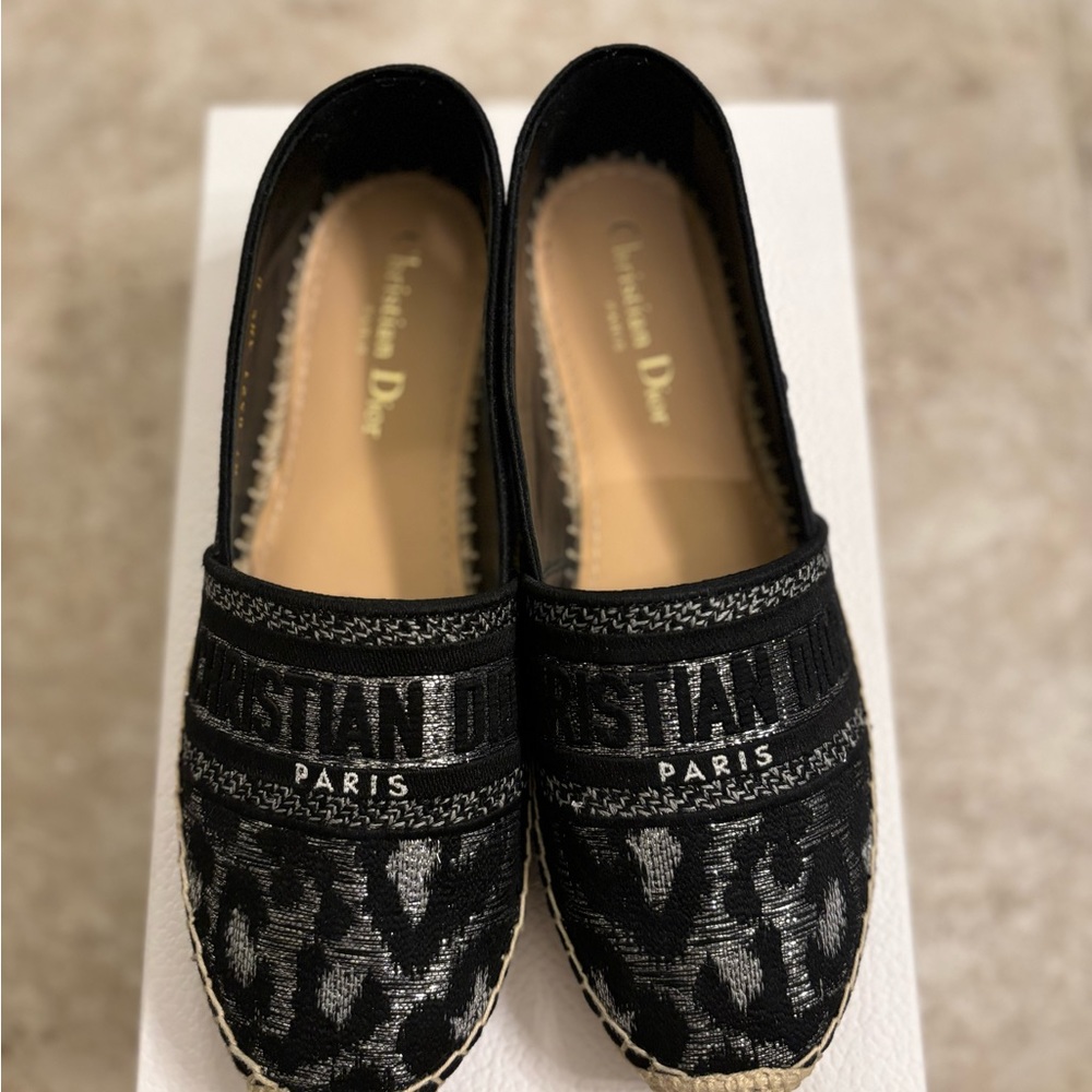 DIOR
Lurex Embroidered Mizza Granville Espadrille 38.5. Worn only once for 30min - Picture 3 of 8